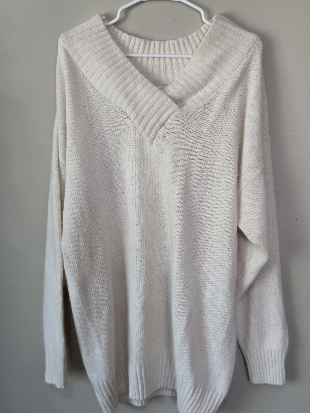 Vintage Partners II Mervyn’s 2X Silk Angora Ivory Oversized Sweater